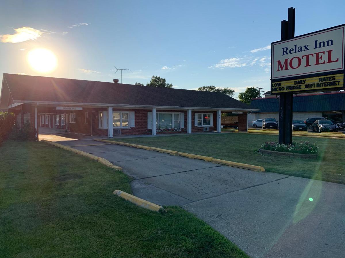 New Relax Inn Bridgeview Exterior foto
